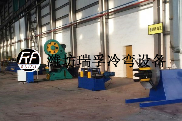 光伏支架設(shè)備