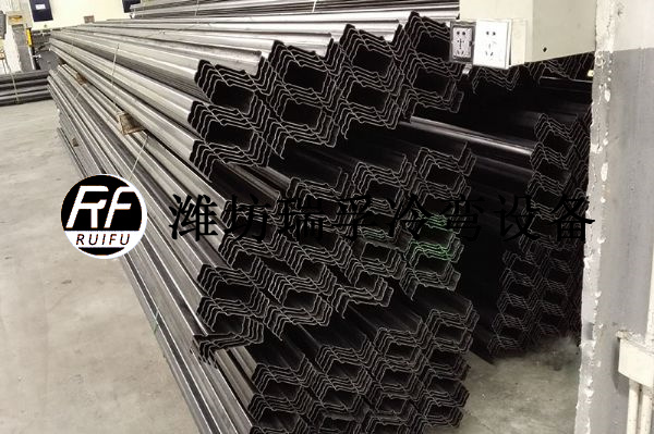 C型鋼成型設(shè)備