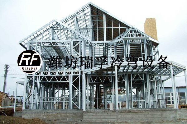 輕鋼別墅設(shè)備
