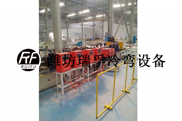 車廂板成型設(shè)備